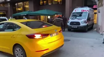 Yenilik Partisi Genel Başkanı Öztürk Yılmaz, bıçaklı saldırıda yaralandı