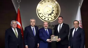 Aydın Ticaret Borsası Yönetimi Bakan Varank ile görüştü