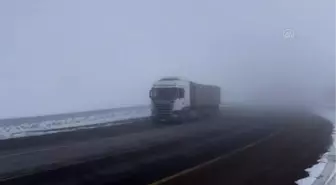 Etkili olan sis sürücülere zor anlar yaşattı