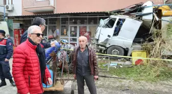 Ödemiş Belediye Başkanı Eriş'ten Kaymakçı'daki Kaza Sonrası Yol Yatırımları İçin Çağrı
