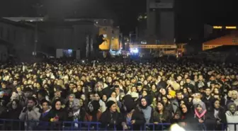 SMA'LI MİNİK YUNUS'A KONSERLİ DESTEK