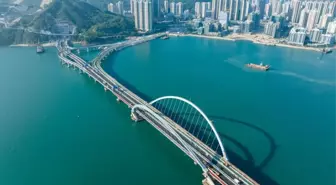 Hong Kong'un Tseung Kwan O Koyu Geçiş Köprüsü Trafiğe Açıldı