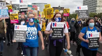 İngiltere'de sağlık çalışanları neden greve gidiyor, NHS'in sorunları neler?