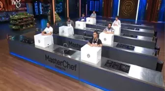 Masterchef mavi takım kaptanı kim oldu? 12 Aralık 2022 Masterchef mavi takım ve kırmızı takım kaptanları kimdir? Mavi takım kaptanlığını kim aldı?