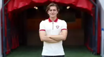 Ali Akman, bekleneni veremiyor