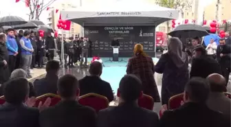 Bakan Kasapoğlu, Sancaktepe'de gençlik ve spor yatırımlarının açılışına katıldı