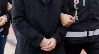 Beşiktaş Belediyesi'ne düzenlenen rüşvet operasyonu kapsamında 16 kişi gözaltına alındı, eski başkan Murat Hazinedar aranıyor