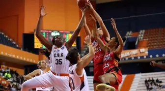 Çukurova Basketbol, evinde farklı kazandı