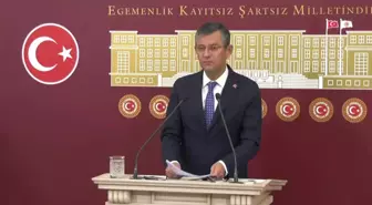 Özgür Özel'den Bakan Bozdağ'a: 'Sedef Kabaş'la, Sezen Aksu'yla, Gülşen'le İlgili Saniyesinde En Sert Tweetleri Atan Sen Değil Misin Kardeşim'
