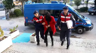 Arkadaşını av tüfeğiyle öldürdüğü öne sürülen kadın tutuklandı