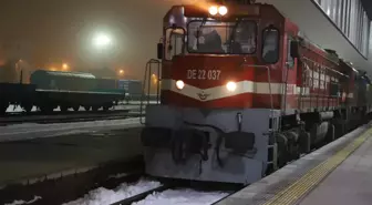 'Turistik Doğu Ekspresi' Kars'ta coşkuyla karşılandı