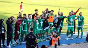 TFF 3. Lig: Efeler 09 SFK: 3 68 Aksaray Belediyespor: 2