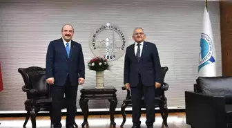 Bakan Varank, Başkan Büyükkılıç'ı ziyaret etti