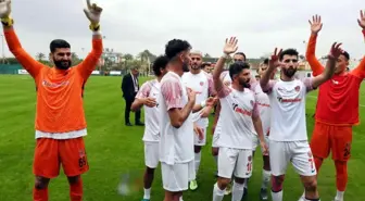 Kepez Belediyespor zirvedeki yerini korudu
