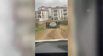 Otomobil çalan 2 şüpheli yakalandı
