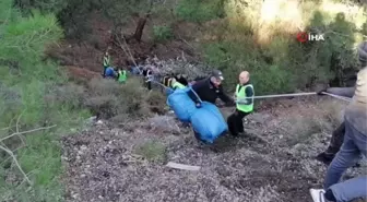 Çöplüğe dönen ormanlık alanı böyle temizlediler
