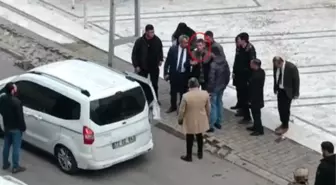 Kaçak elektrik kontrolüne gelen enerji şirketi çalışanlarını rehin aldı (2)