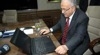 Ordu Büyükşehir Belediye Başkanı Hilmi Güler, AA'nın 'Yılın Fotoğrafları' oylamasına katıldı