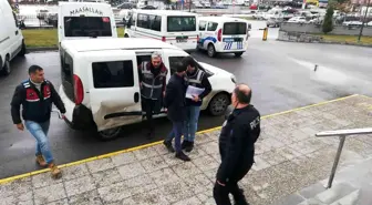 Karaman'da yalnız gördüğü kadınlara odunla saldıran şahıs tutuklandı