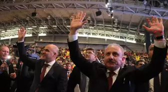 Kuzey Makedonya'da 21 Aralık Türkçe Eğitim Günü nedeniyle ana program ve konser düzenlendi