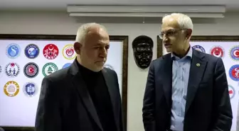 Yüksel Mansur Kılınç, Türk-İş İstanbul Bölge Başkanlığı'nı Ziyaret Etti: 'Saray İktidarı Dönemi, Emeğin Hakkına Çöküldüğü Dönemdir'