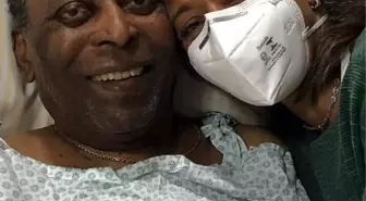 Pele, hastanede kalmaya devam edecek