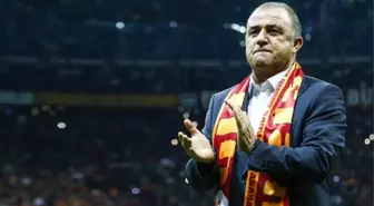 Türk futbol tarihinde bir ilk! Fatih Terim resmen efsaneler arasına girdi