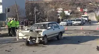 Uşak'ta trafik kazası: 1 ölü, 3 yaralı