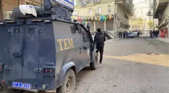 DBP EŞ GENEL BAŞKANI BAYINDIR İLE 13 KİŞİ TERÖR SORUŞTURMASINDA GÖZALTINA ALINDI