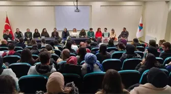 Erzurum DT oyuncuları, öğrencilerle söyleşti