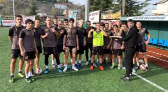 Gürcistan U-17 futbol takımı Aragvelebi, Gölcük'te kamp yaptı