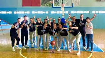 İzmir'in Kadın Basketbol şampiyonu Kavram Meslek Yüksekokulu oldu