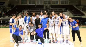 TBL: Kocaeli Büyükşehir Belediyesi Kağıtspor: 73 Fenerbahçe Koleji: 64