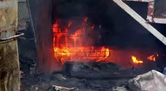 Maltepe'de işçilerin kaldığı konteyner alev alev yandı