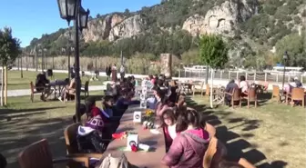 Kaptan June, Muğla'daki anıtı önünde anıldı