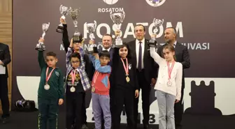 ROSATOM Mersin Bölge Satranç Turnuvası'nda şampiyonlar belli oldu