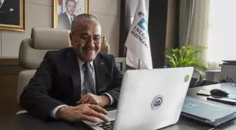 EPDK Başkanı Yılmaz, AA'nın 'Yılın Fotoğrafları' oylamasına katıldı