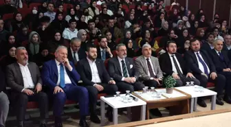 Esenler'de İstanbul Liseler Arası münazara yarışmasında final heyecanı