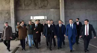 İl protokolü tarım mükemmeliyet merkezini inceledi