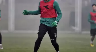 Bursaspor sınır alan oyunu oynadı
