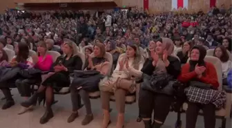 GÜRCİSTAN'DAN GELDİ, 14 YILDIR ELAZIĞ'DA PİYANO DERSİ VERİYOR