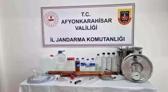 Kaçak alkol üreten şahsın evine jandarma baskını