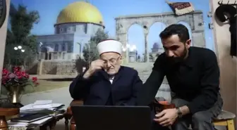 Mescid-i Aksa İmamı Şeyh Sabri, AA'nın 'Yılın Fotoğrafları' oylamasına katıldı