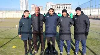 Sivas Belediyespor'un yeni teknik direktörü Hayrettin Yerlikaya ilk idmanına çıktı