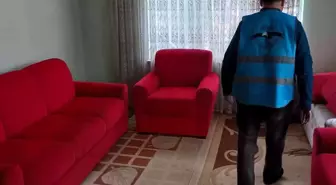 Gönüllü havacılardan ailelere koltuk takımı yardımı