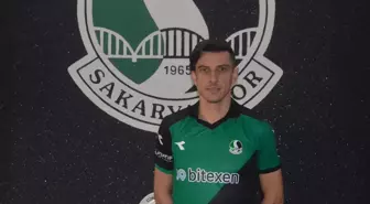 Sakaryaspor, forvet oyuncusu Mehmet Akyüz ile anlaştı