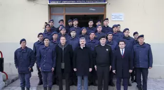 Uşak Valisi Ergün, yılın son akşamında görev başındaki personeli ziyaret etti