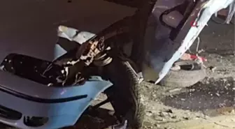 Ankara'da bir sürücü beton bariyerlere çarptı: 1 ölü, 1 ağır yaralı