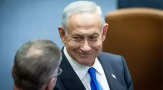 Çin Başbakanı Li, Yeniden İsrail Başbakanı Seçilen Netanyahu'yu Kutladı
