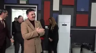 KIRIKKALE - Vali Tekbıyıkoğlu görevi başındaki personelin yeni yılını kutladı
